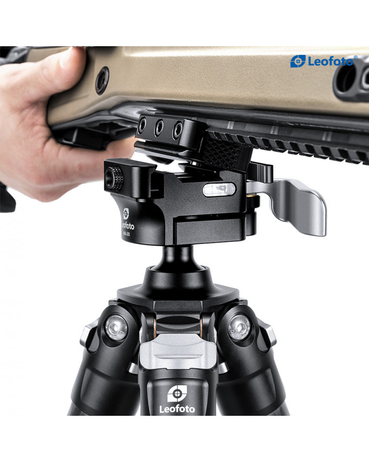 Tripod, 4 sektioner, med kulled...